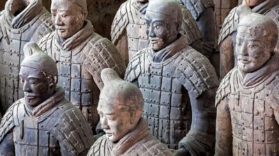Xian: Bus Tour of Terracotta Warriors With Guide & Lunch - First stop: a 30-minute peek at Terracotta Warrior production