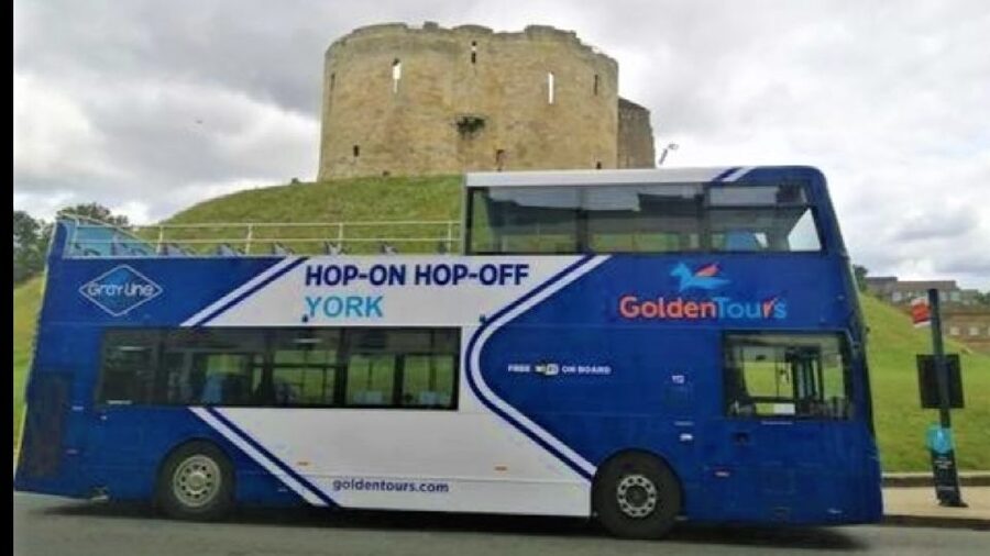 York: Hop-on Hop-off Sightseeing Bus Tour - 20 stops, one route: how to choose where to hop off