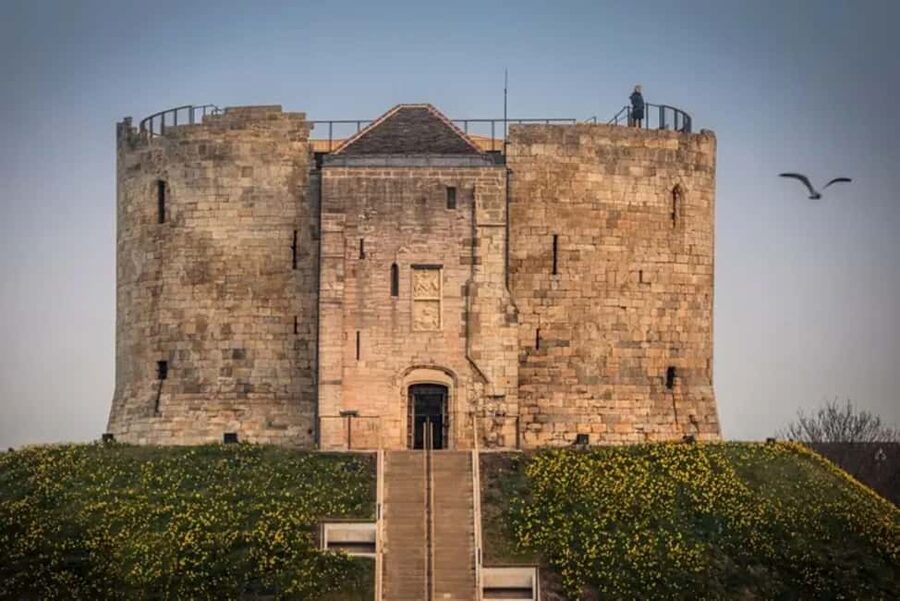 York: Visit York Pass with 30+ Attractions & Hop On Hop off - Historic houses and museums: how to pick the right stops for your day