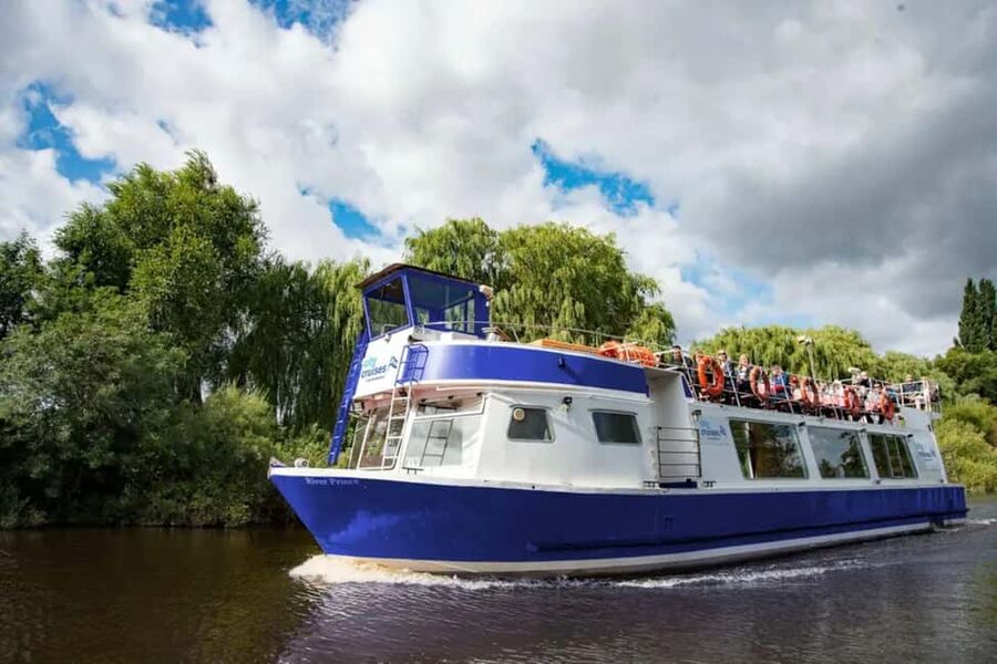 York: Visit York Pass with 30+ Attractions & Hop On Hop off - City cruise, bus tour, and “spooky York”: mixing it up without wasting time