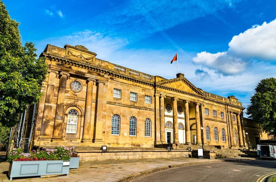 York: Visit York Pass with 30+ Attractions & Hop On Hop off - Practical tips that keep your York Pass day smooth