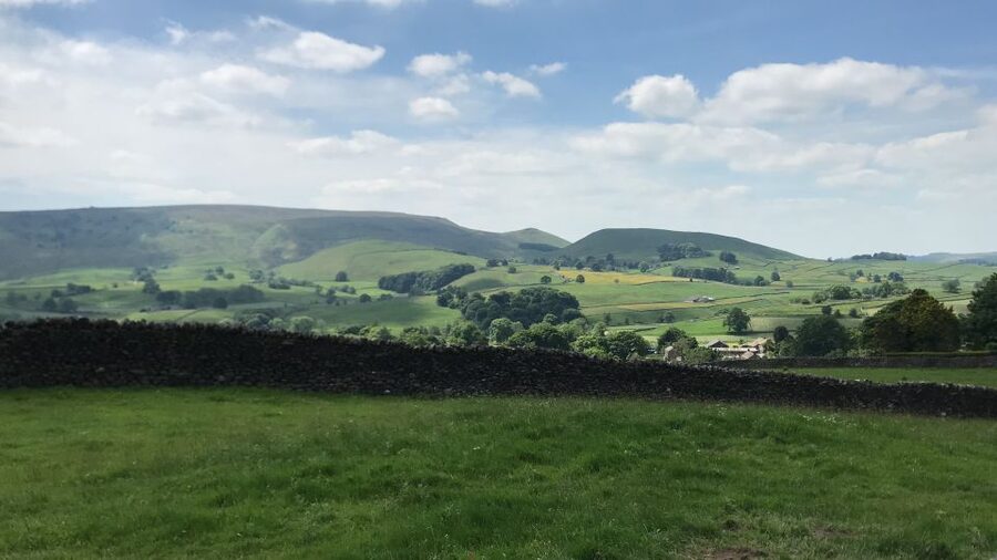 Yorkshire: All Creatures Great and Small Mini-Coach Tour - Timing and what to pack for a 9-hour day